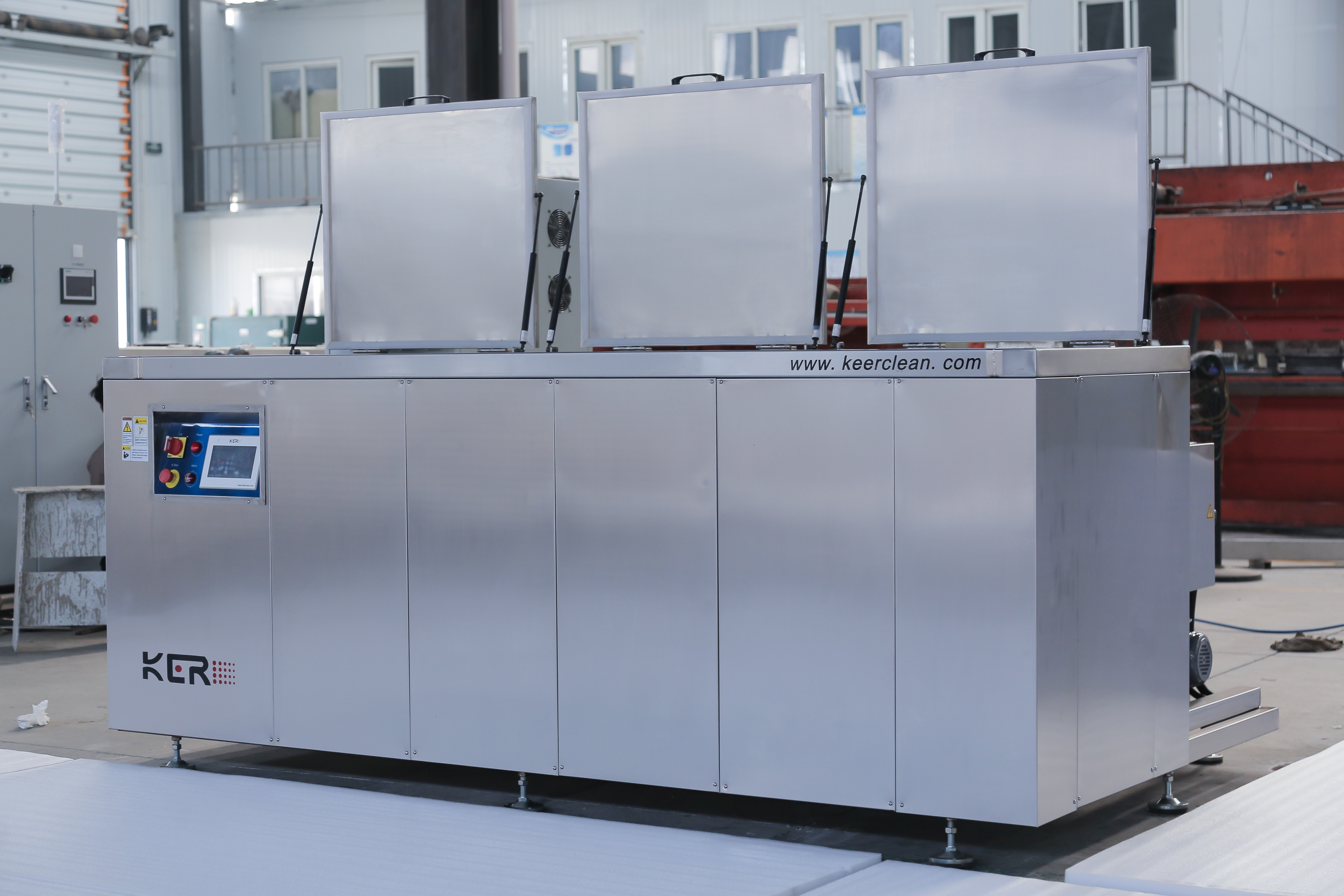 空化效應(yīng)≠萬能！揭秘全自動(dòng)超聲波清洗機(jī)為何必須搭配定制清洗劑